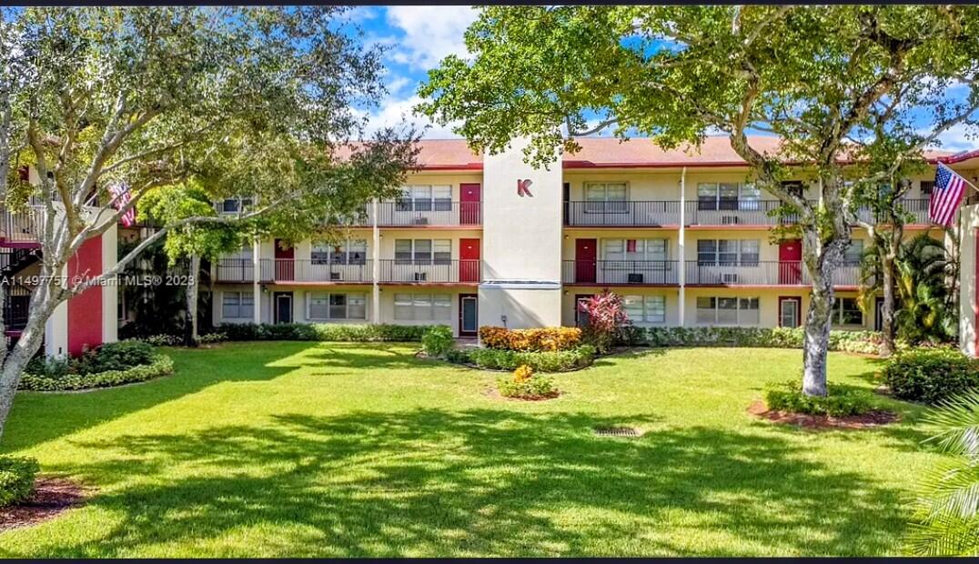 NEW HAMPTON AT CENTURY VILLAGE - Residential Lease