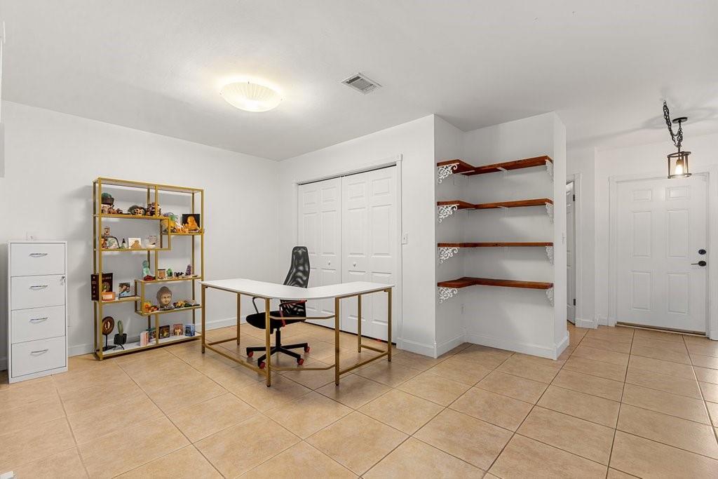 Villas of Plantation - Residential