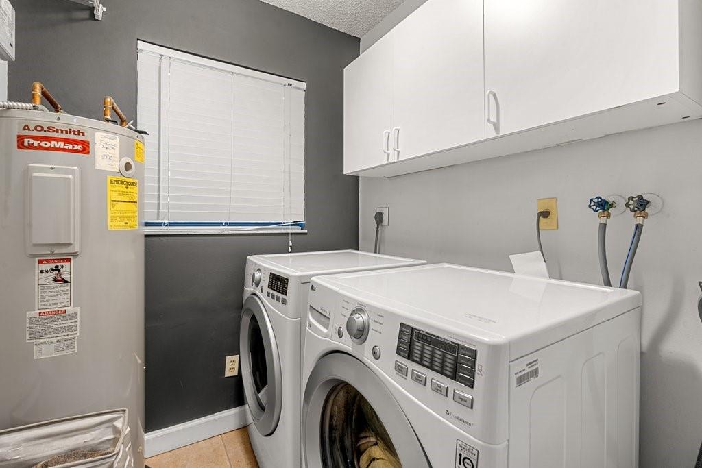 Villas of Plantation - Residential