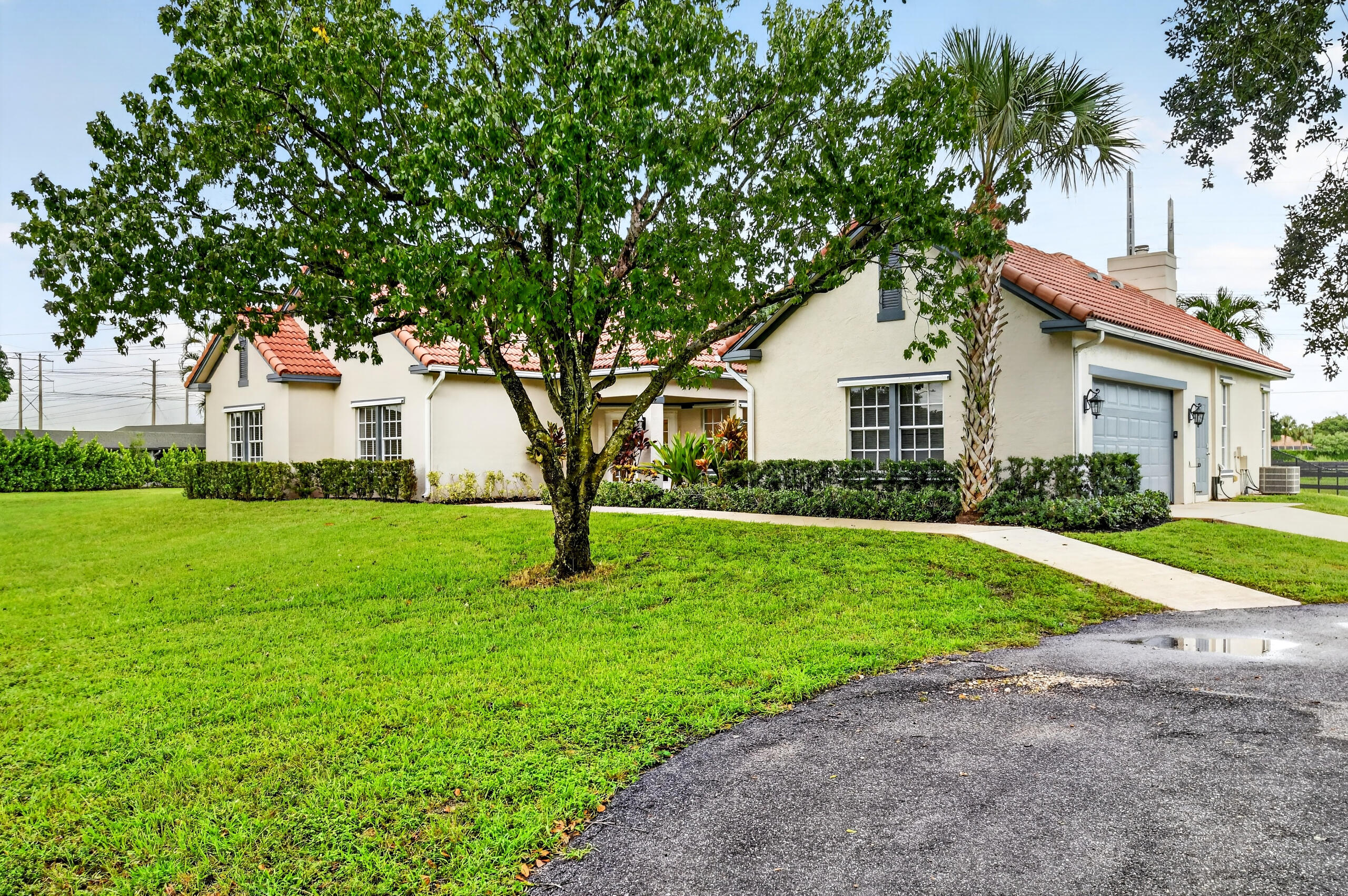 876 Cindy Cir Lane