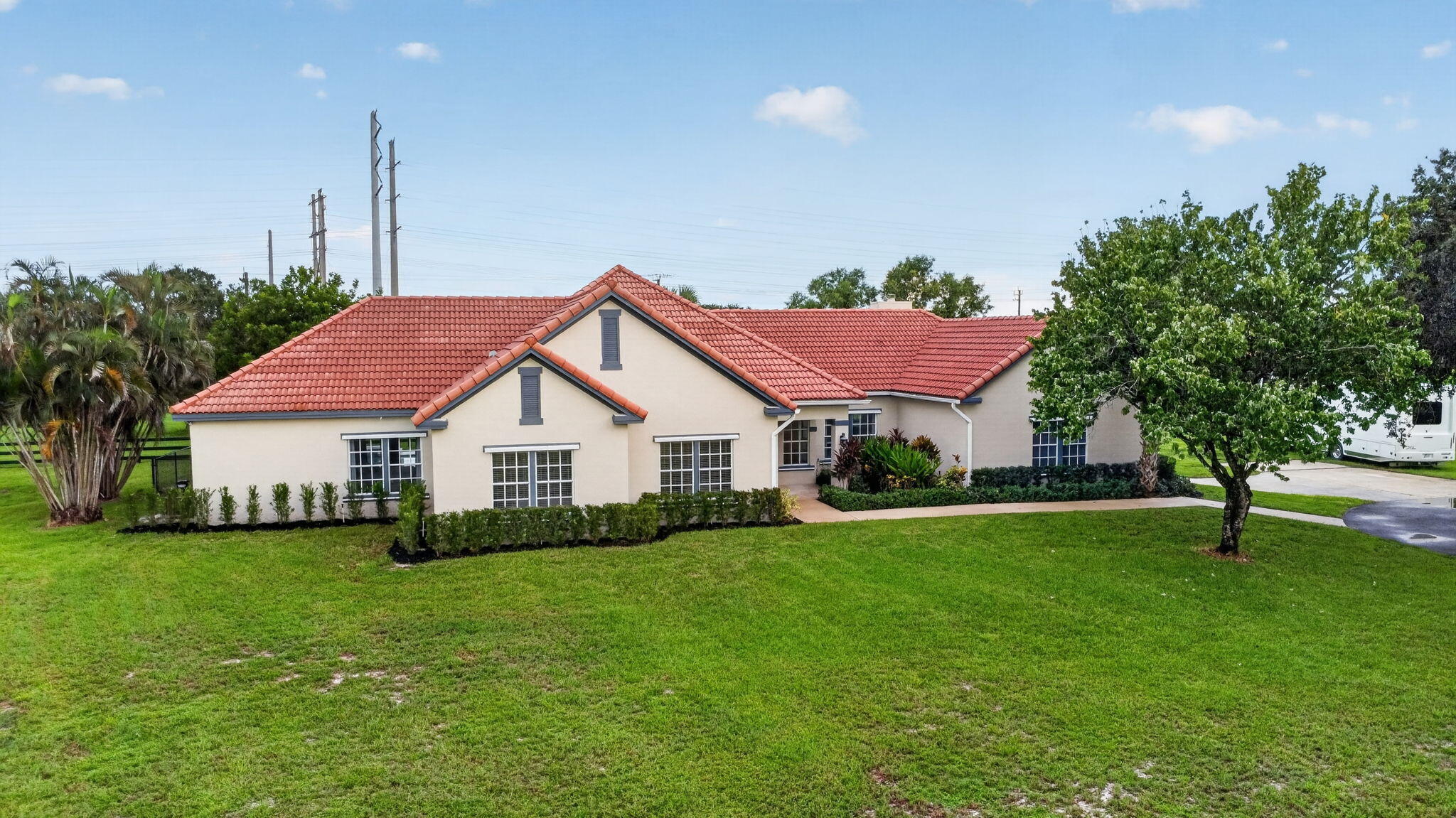 876 Cindy Cir Lane