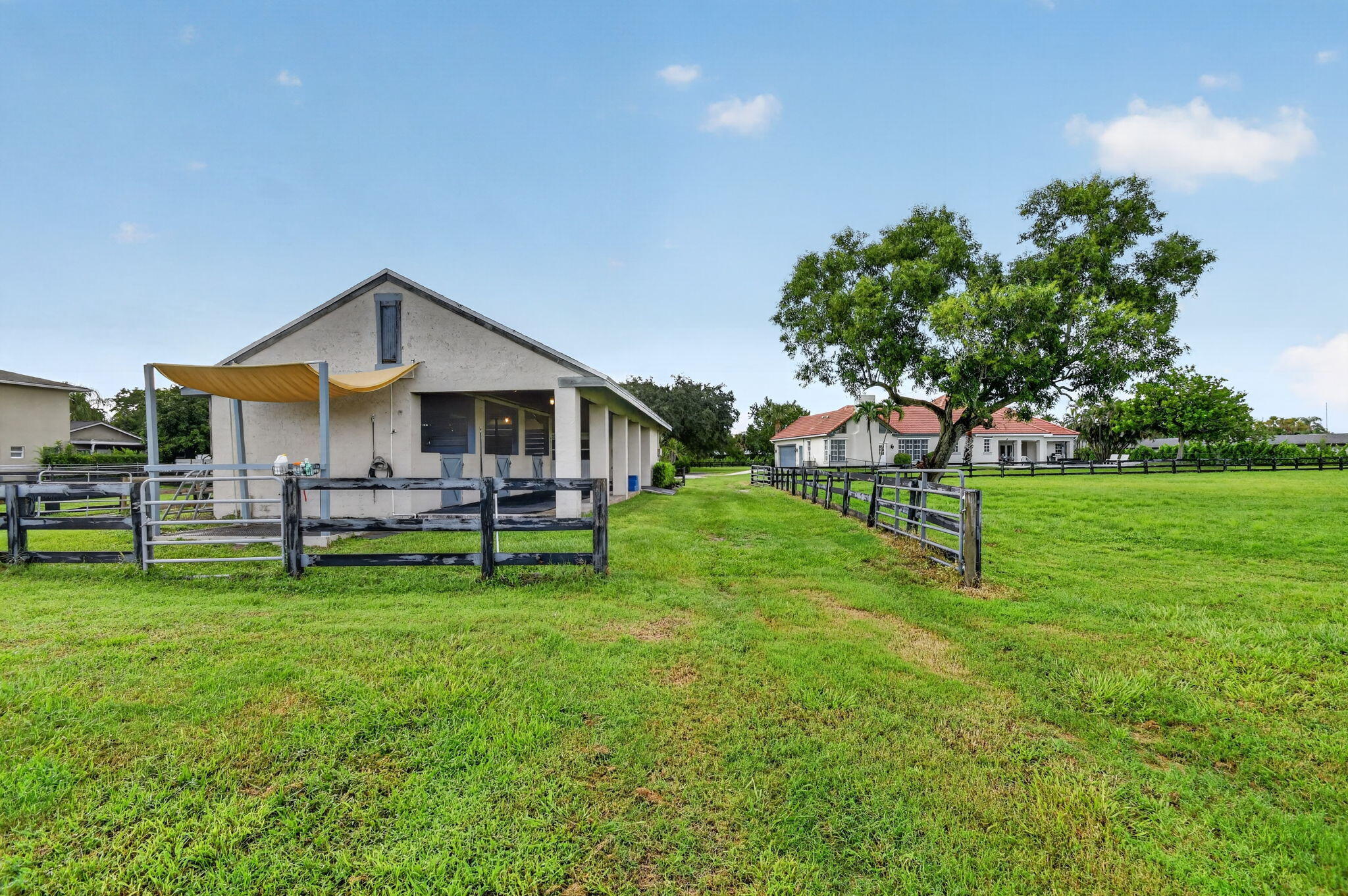 Properties 876 Cindy Cir Lane