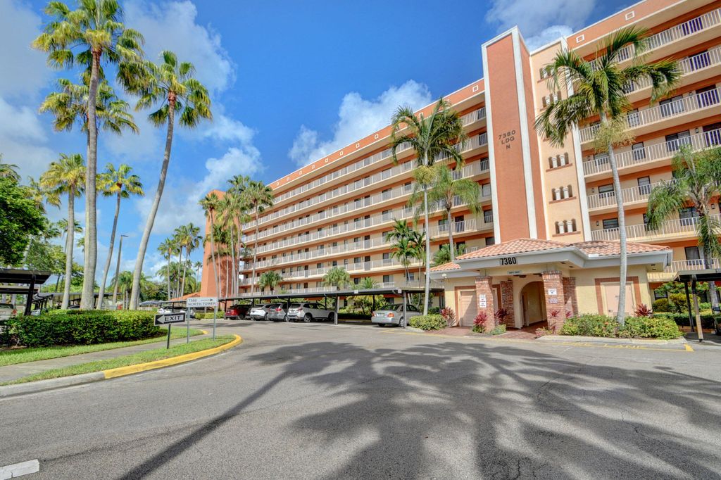 Photo of 7380 S Oriole Boulevard #103, Delray Beach, FL 33446 (MLS # R11147380)