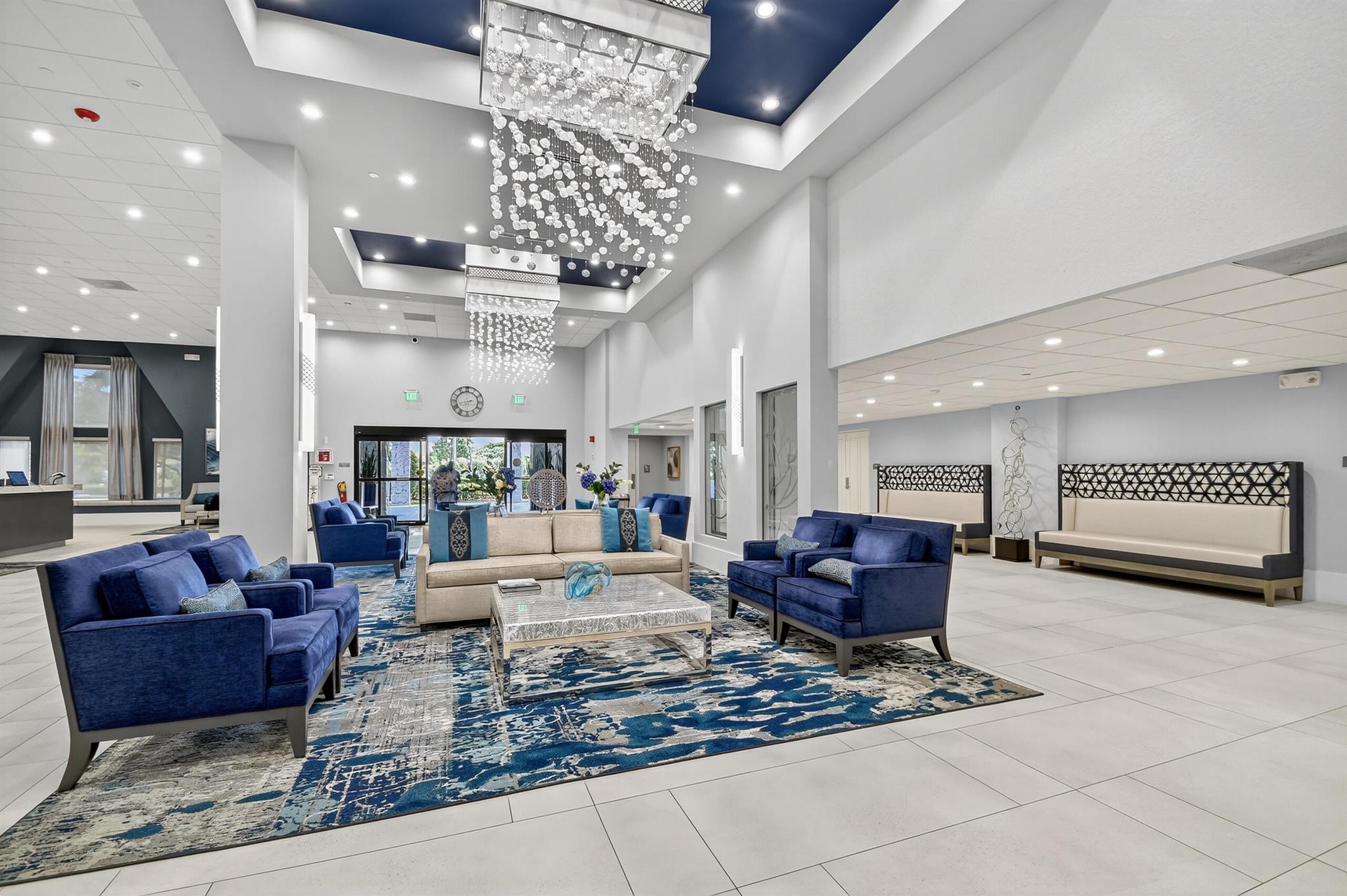 HUNTINGTON TOWERS CONDO - Residential