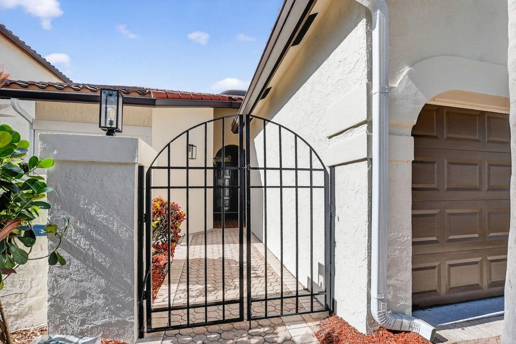 Photo of 23045 Via Stel, Boca Raton, FL 33433 (MLS # R11149758)