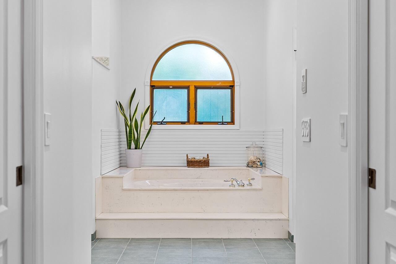 ALLWOOD RIVERFRONT - Residential