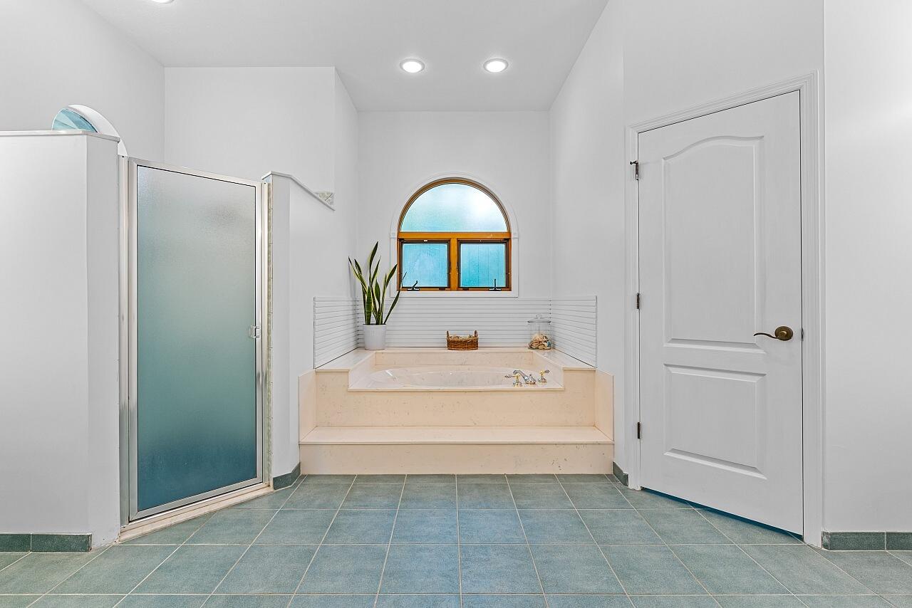 ALLWOOD RIVERFRONT - Residential