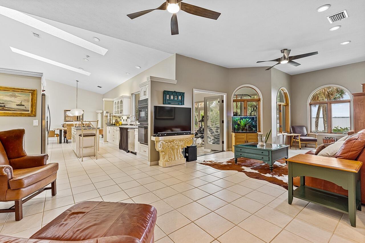 ALLWOOD RIVERFRONT - Residential