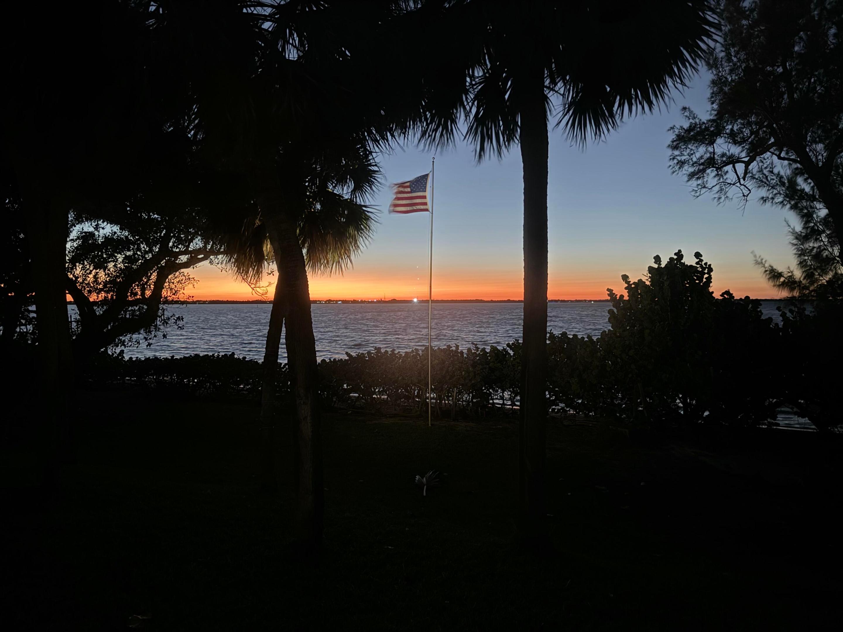 ALLWOOD RIVERFRONT - Residential