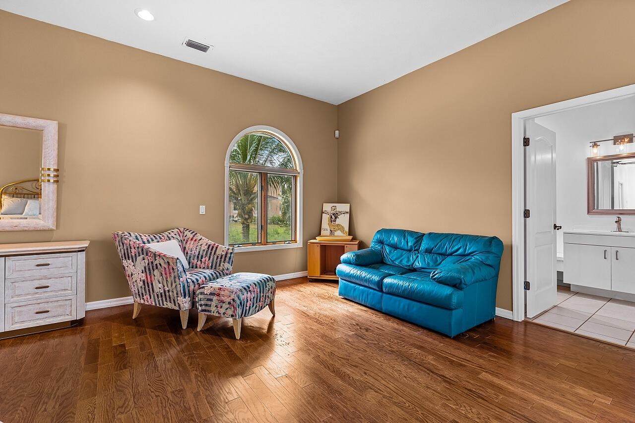 ALLWOOD RIVERFRONT - Residential