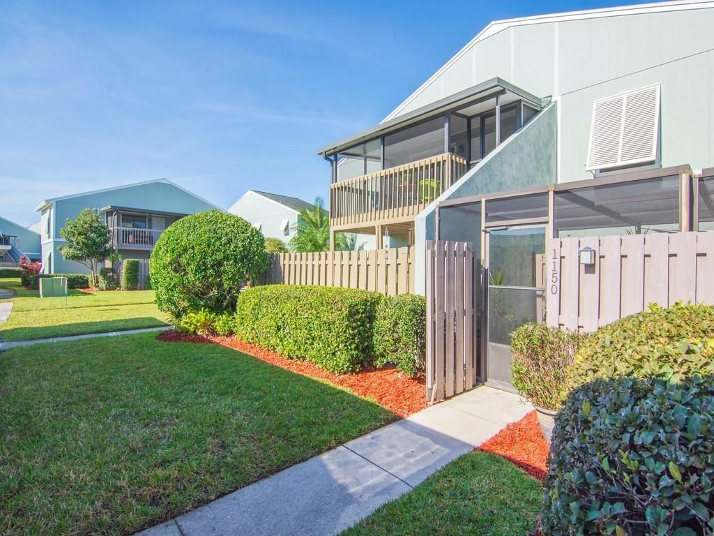 Photo of 1150 Breezy Way #4, Sebastian, FL 32958 (MLS # R11076322)