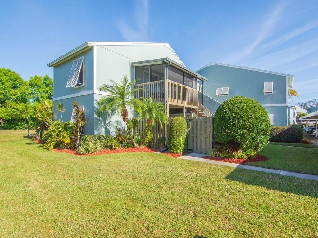 Photo of 1150 Breezy Way #4, Sebastian, FL 32958 (MLS # R11076322)