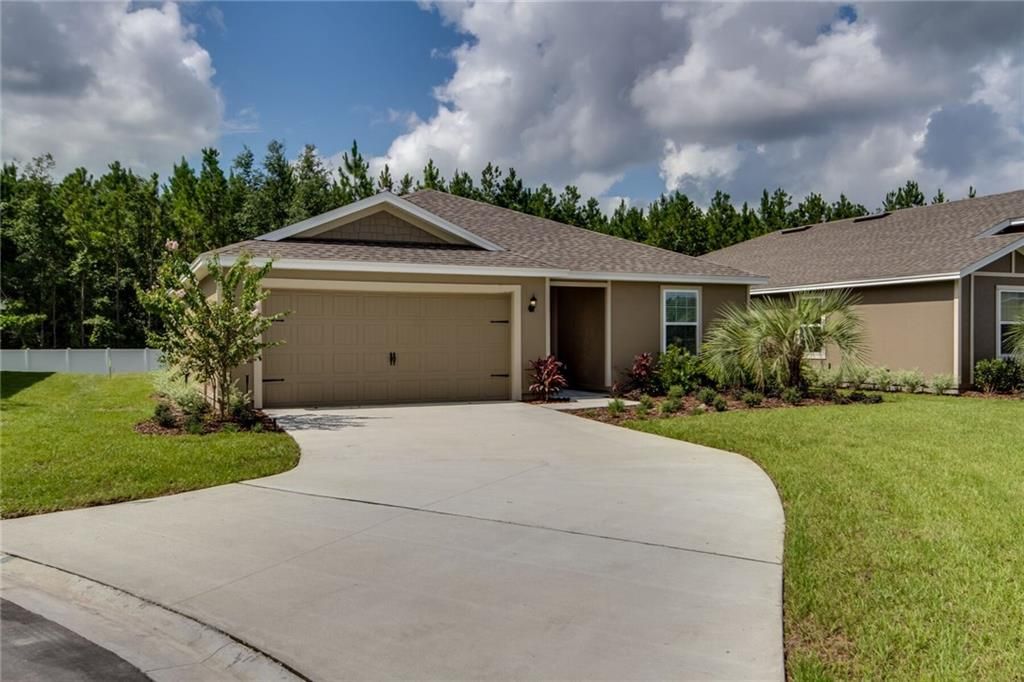 Photo of 5425 Fantasy Drive, Fort Pierce, FL 34947 (MLS # F10373408)