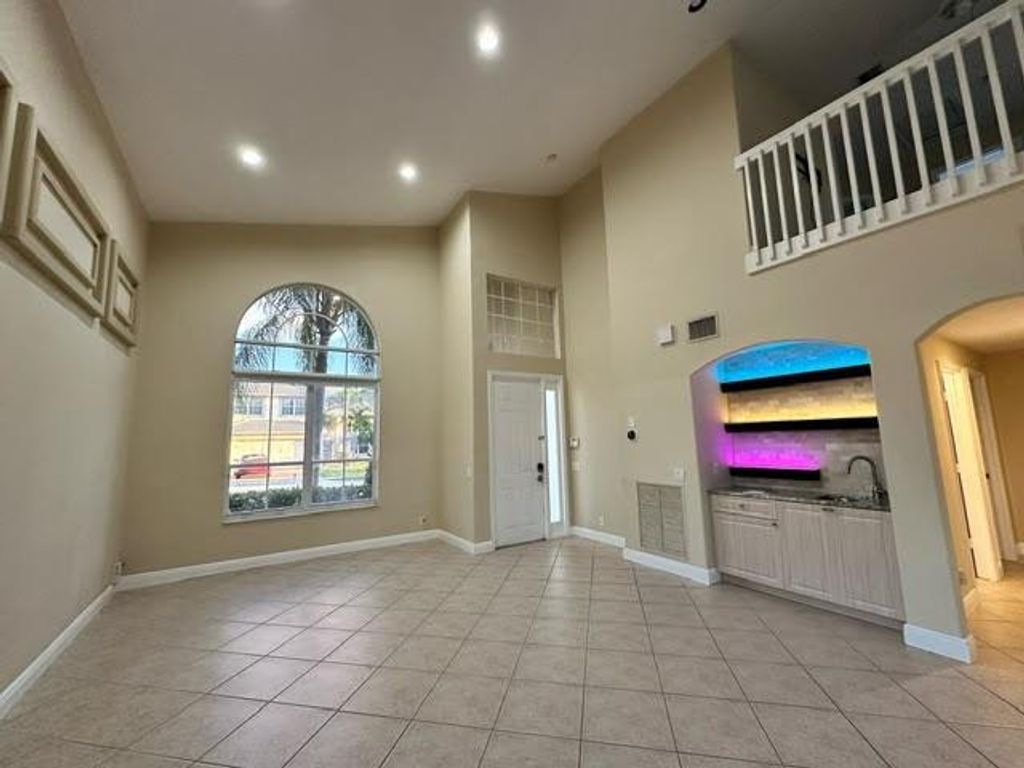 Photo of 7722 Colony Lake Drive, Boynton Beach, FL 33436 (MLS # F10412712)