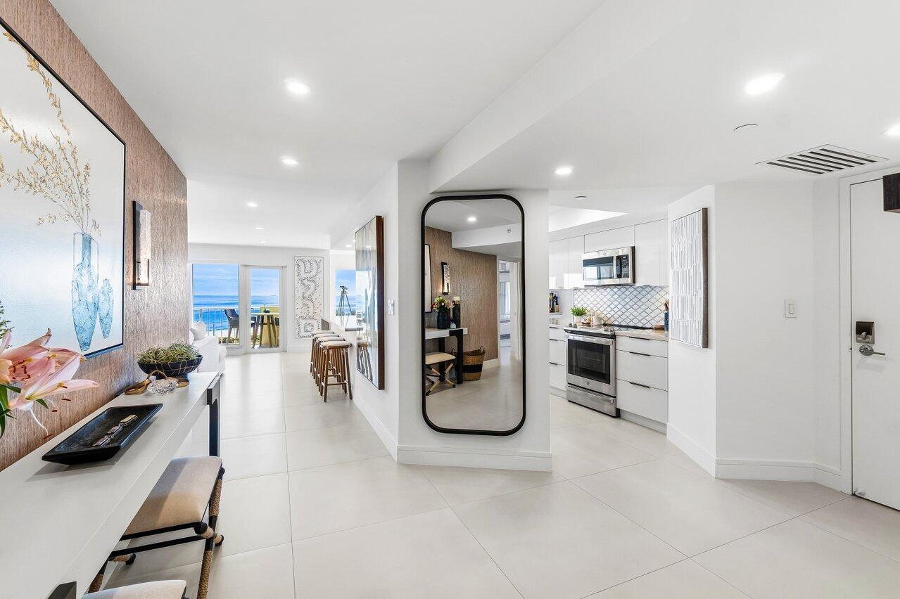 4001 N Ocean Boulevard 907