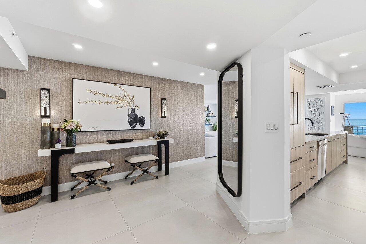 4001 N Ocean Boulevard 907