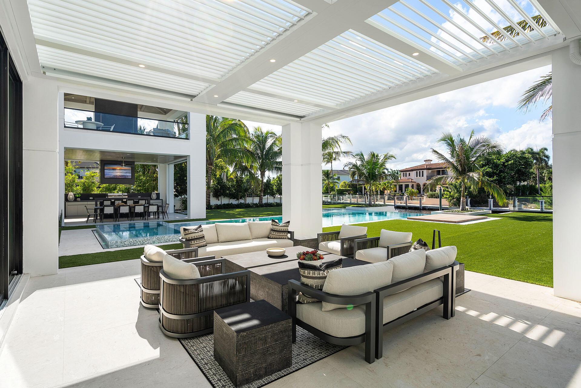 ROYAL PALM YACHT & COUNTR - Residential