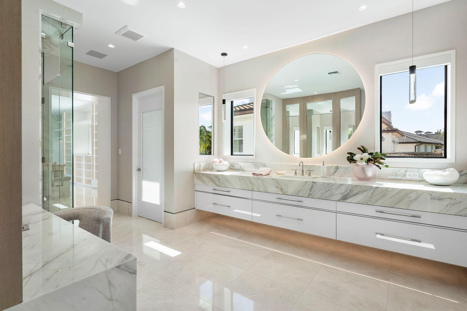 ROYAL PALM YACHT & COUNTR - Residential