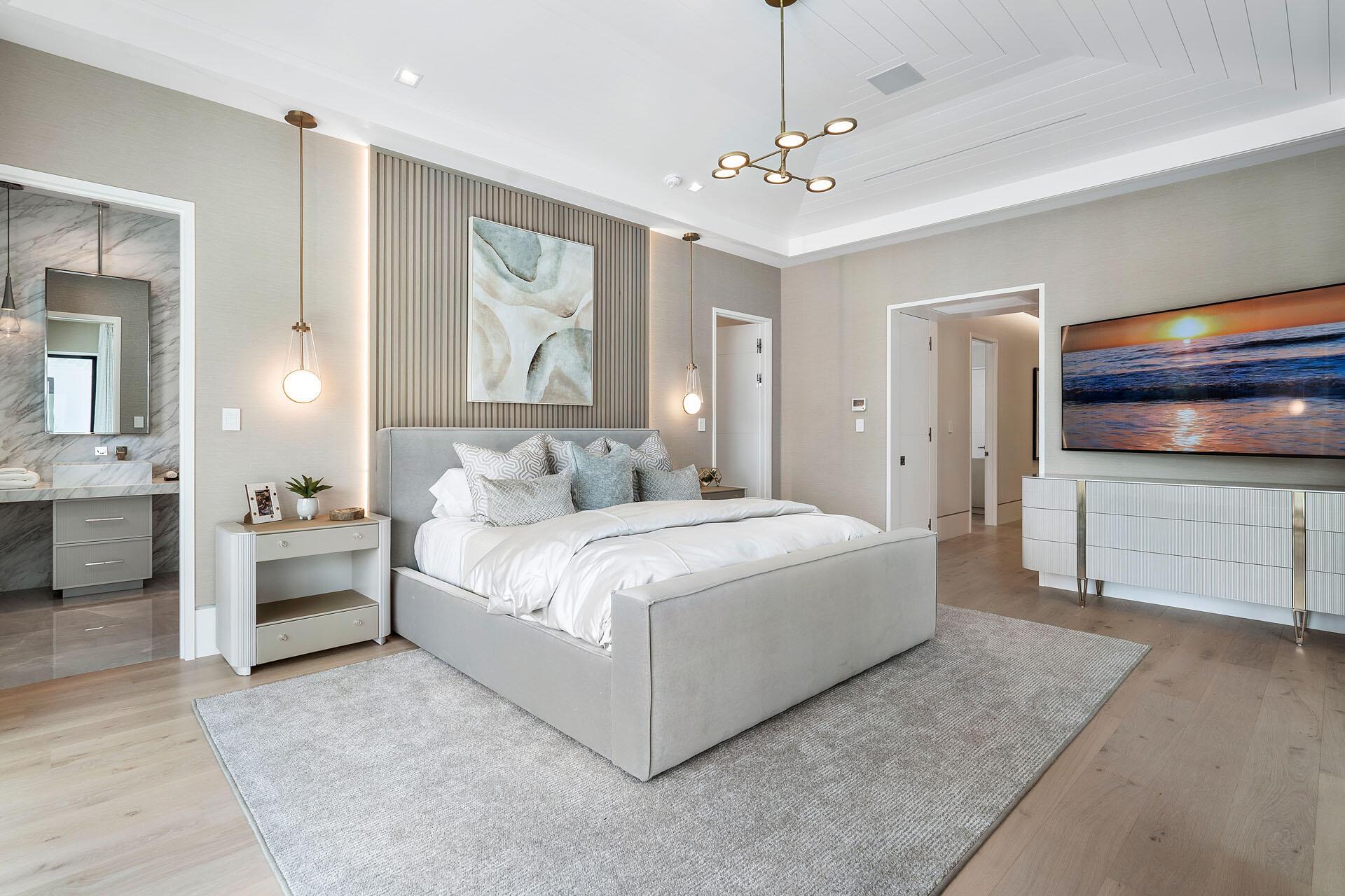 ROYAL PALM YACHT & COUNTR - Residential