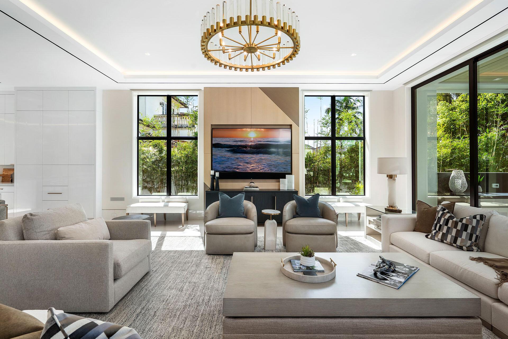 ROYAL PALM YACHT & COUNTR - Residential