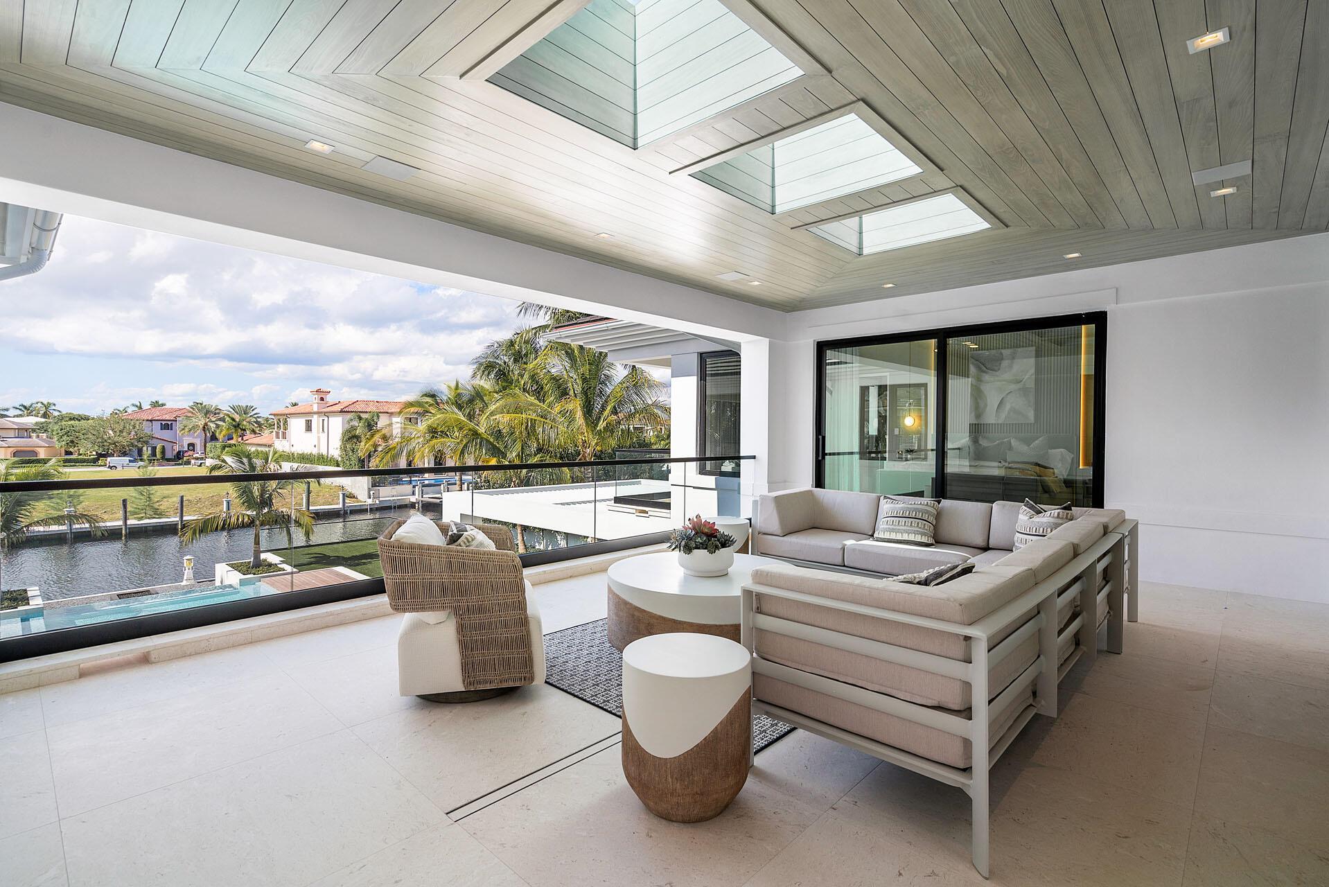 ROYAL PALM YACHT & COUNTR - Residential