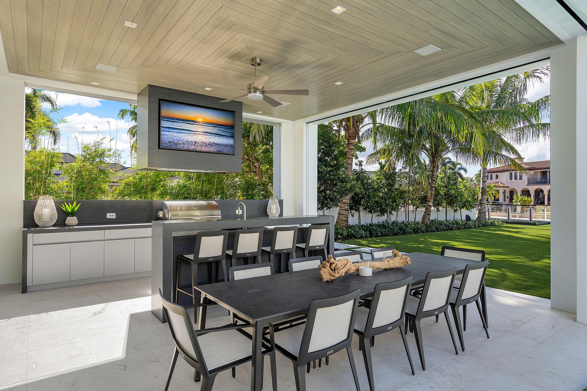 ROYAL PALM YACHT & COUNTR - Residential