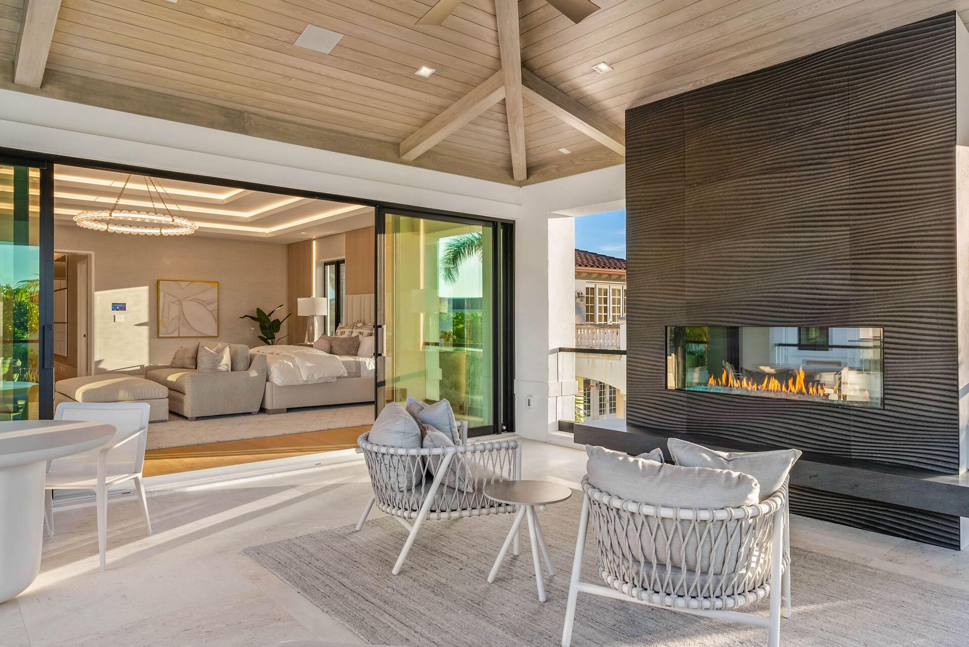 ROYAL PALM YACHT & COUNTR - Residential