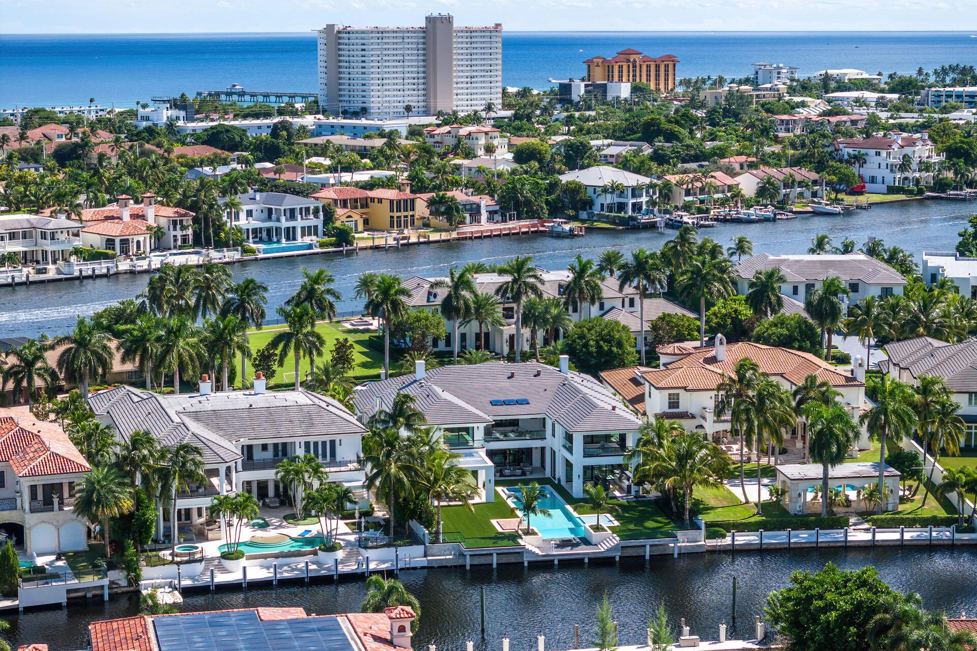 ROYAL PALM YACHT & COUNTR - Residential