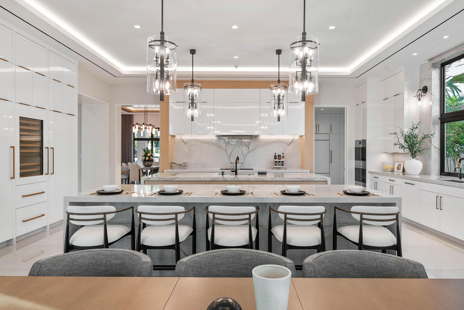 ROYAL PALM YACHT & COUNTR - Residential