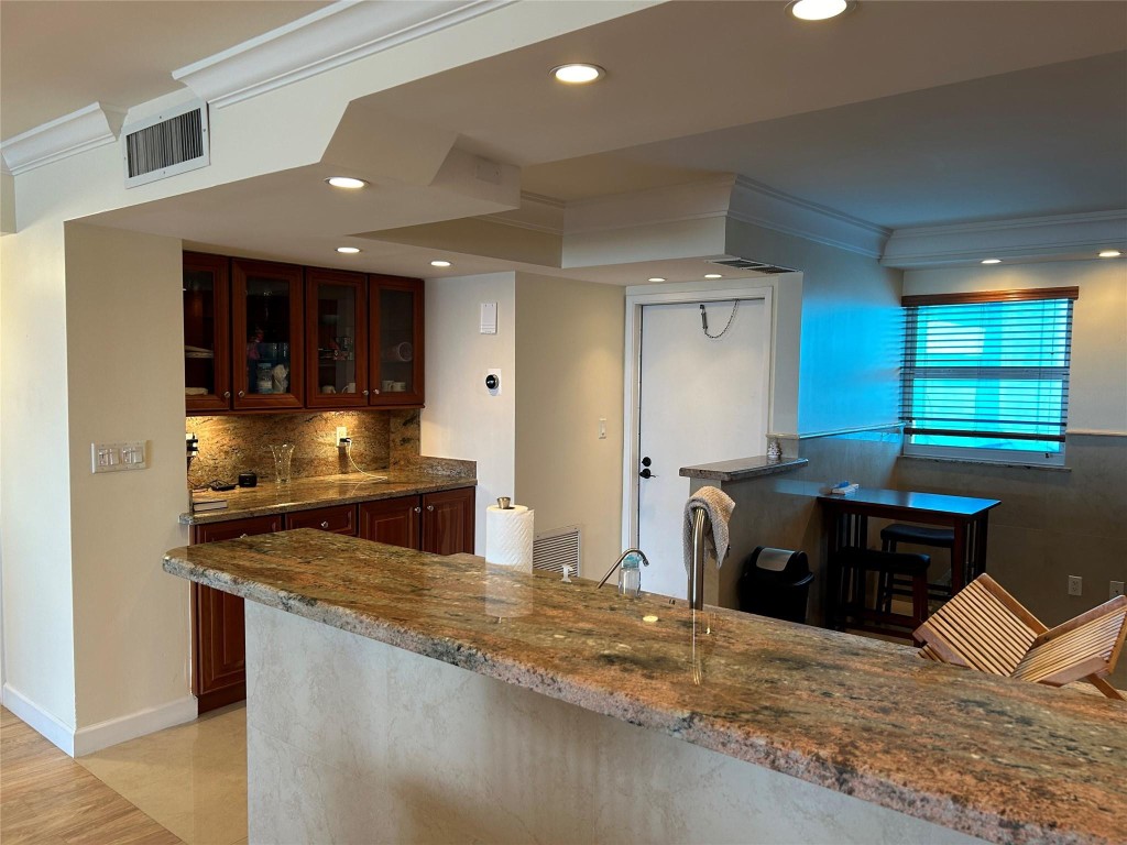 1012 N Ocean Boulevard 607