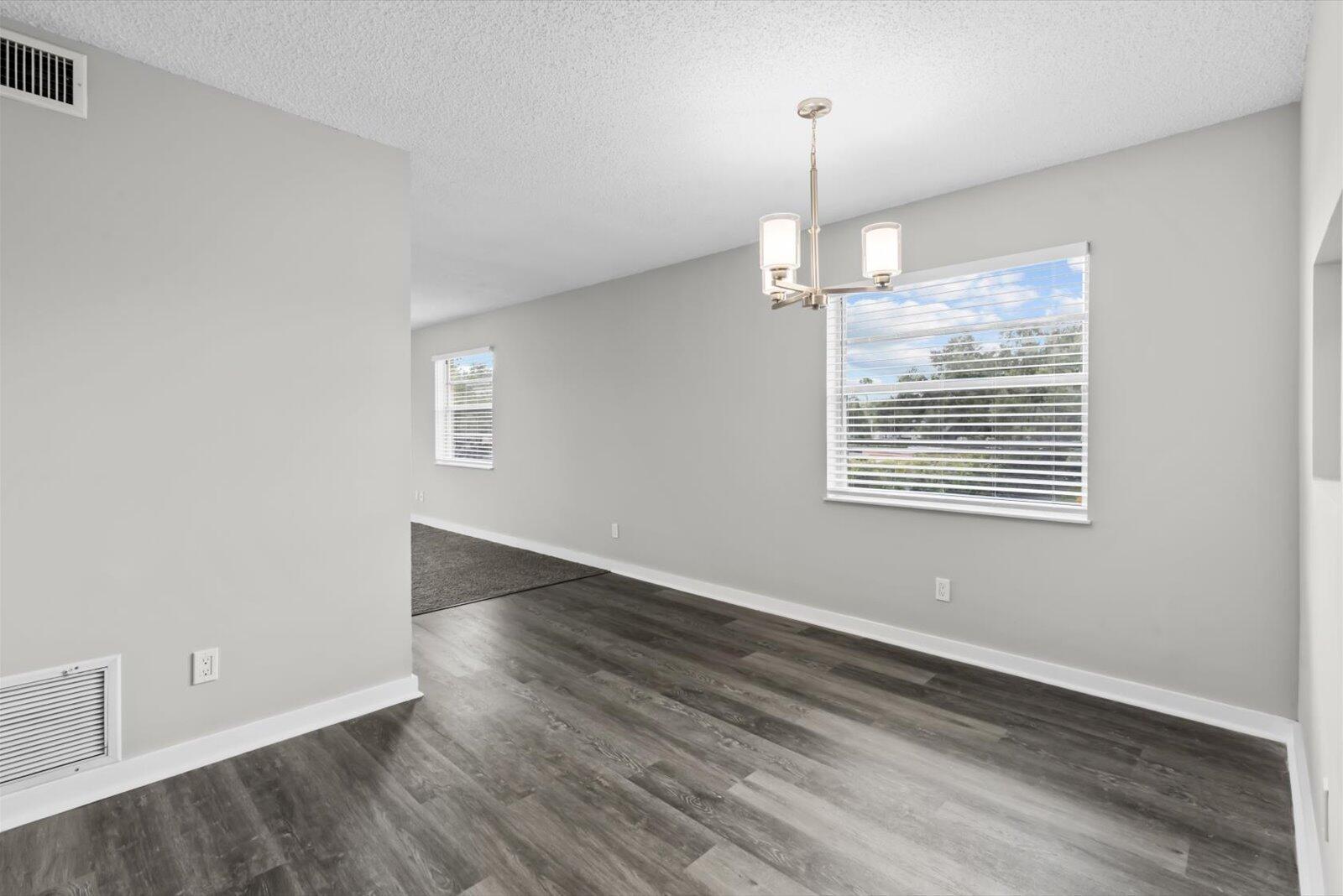 VISTA GARDENS - Residential