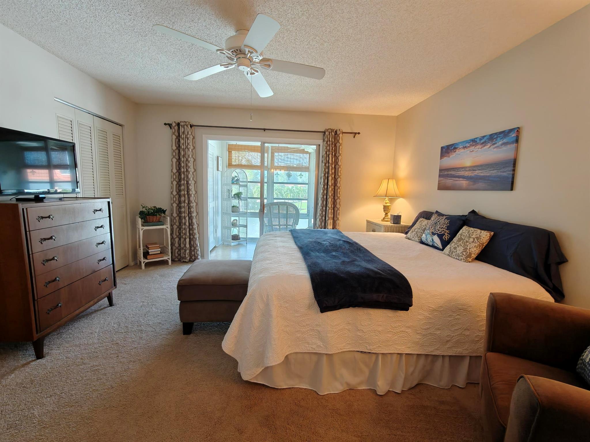 VISTA DEL LAGO CONDO - Residential