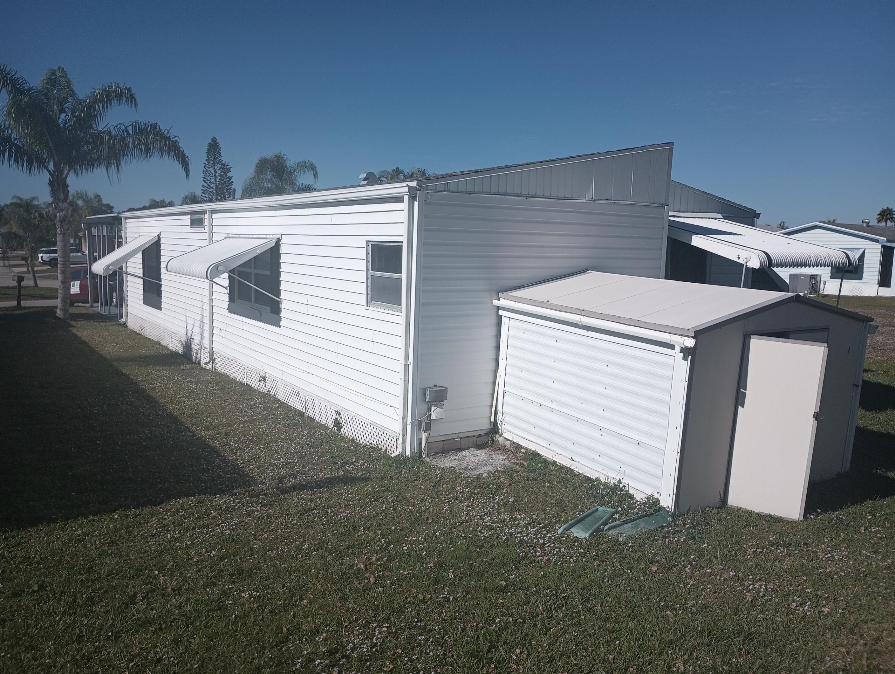 Spanish Lakes Riverfront - Residential