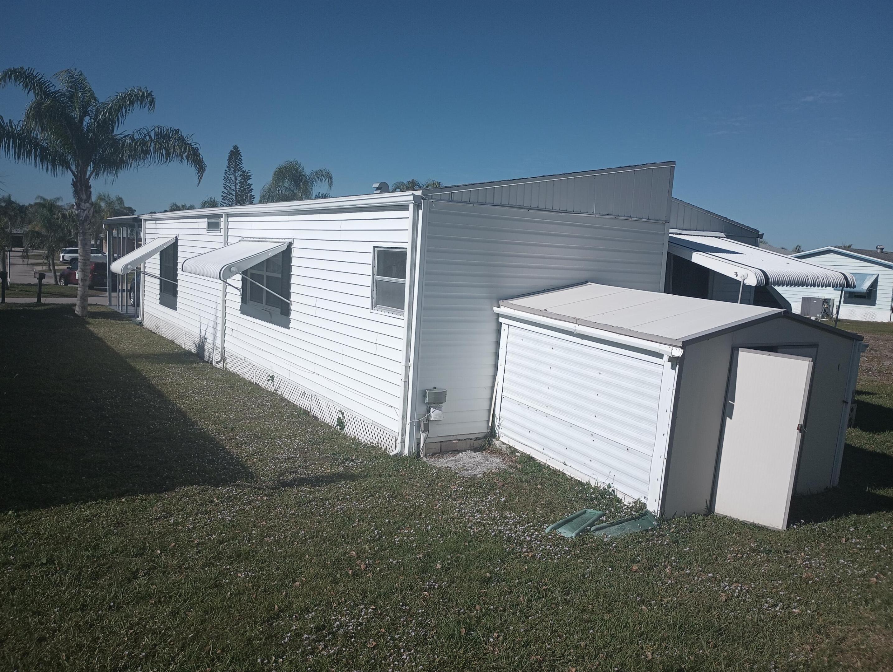 Spanish Lakes Riverfront - Residential