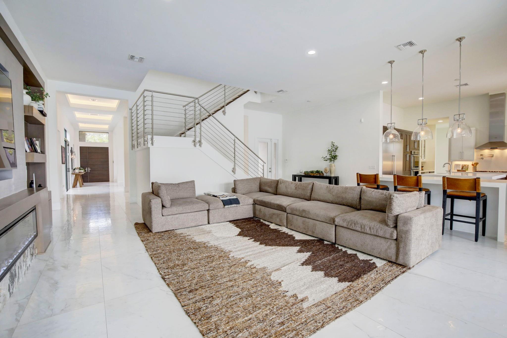 Smrt Estates 172-58 B - Residential