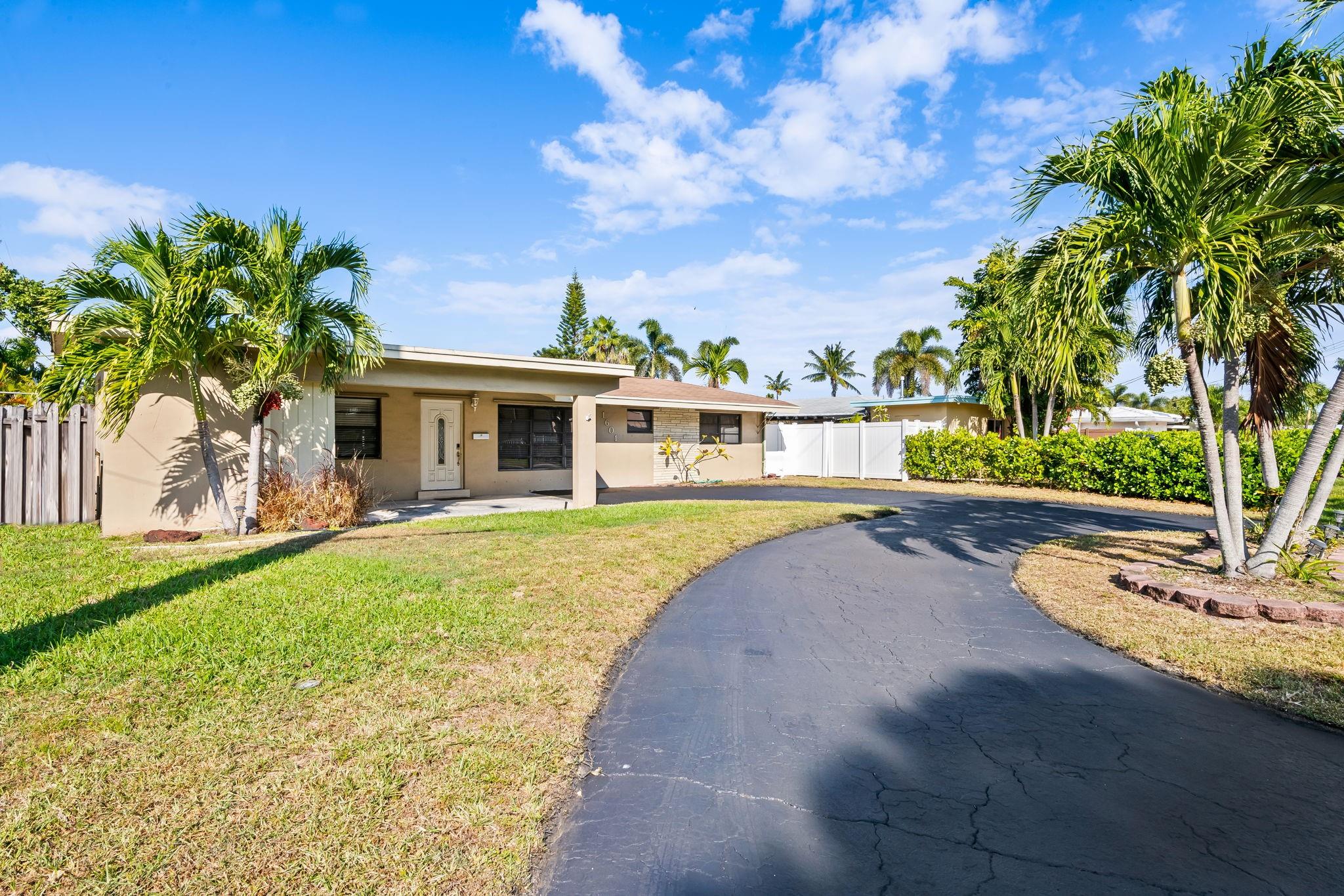 BOULEVARD PARK ISLES SEC - Residential Lease