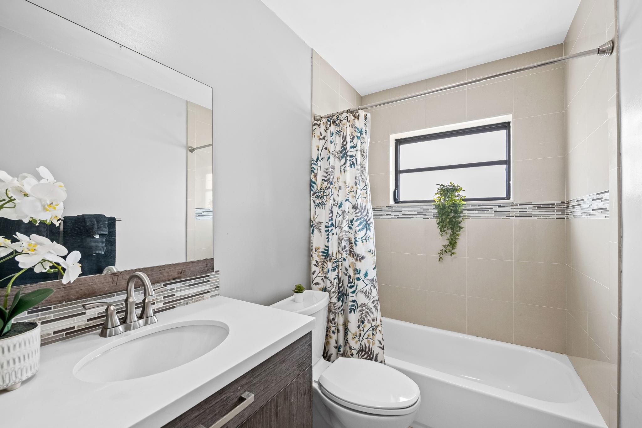 BOULEVARD PARK ISLES SEC - Residential Lease