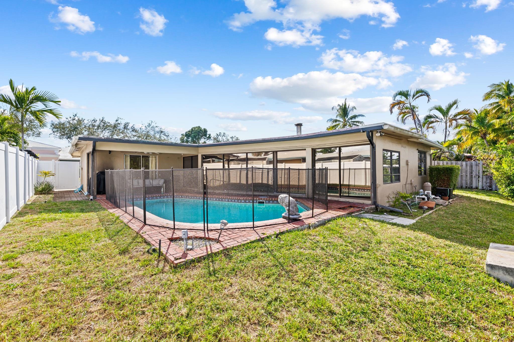 BOULEVARD PARK ISLES SEC - Residential Lease