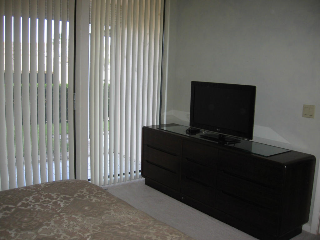 MARINA AT THE BLUFFS COND - Residential Lease