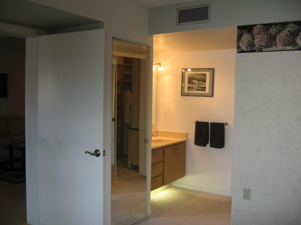 MARINA AT THE BLUFFS COND - Residential Lease