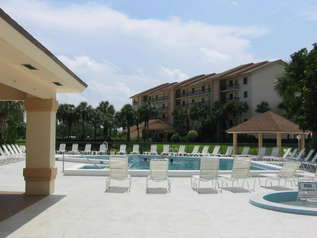 MARINA AT THE BLUFFS COND - Residential Lease