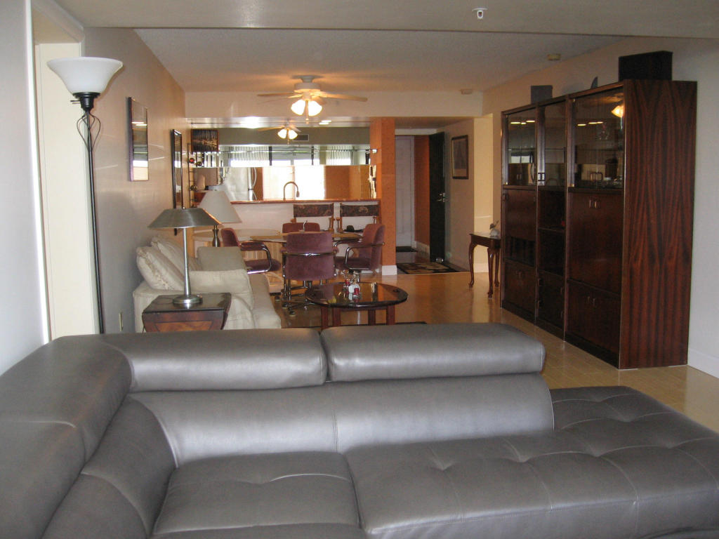 MARINA AT THE BLUFFS COND - Residential Lease