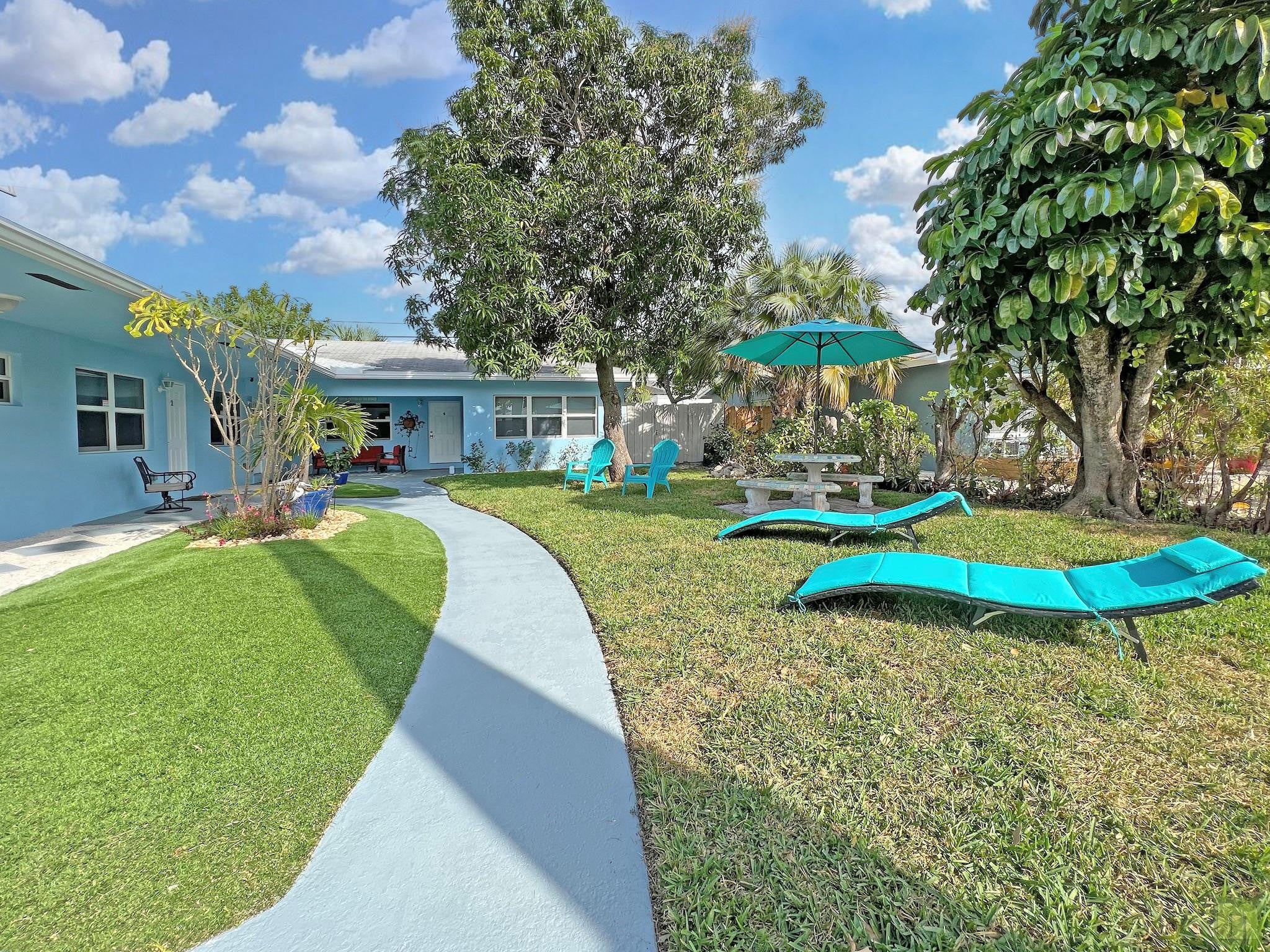 2695 SE 1ST Court 1