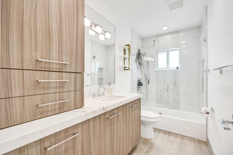 Tiny photo for 2050 NE 39th Street #101, Fort Lauderdale, FL 33308 (MLS # B26047952)
