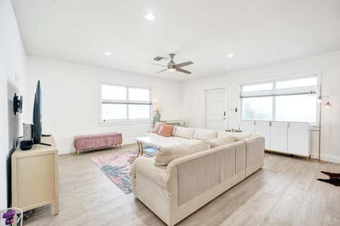 Tiny photo for 2050 NE 39th Street #101, Fort Lauderdale, FL 33308 (MLS # B26047952)