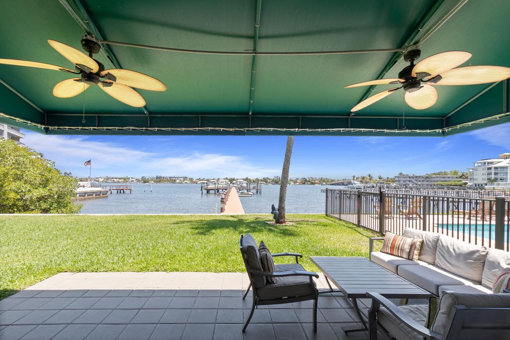 Photo of 316 N Lake Drive, Lantana, FL 33462 (MLS # B26028211)