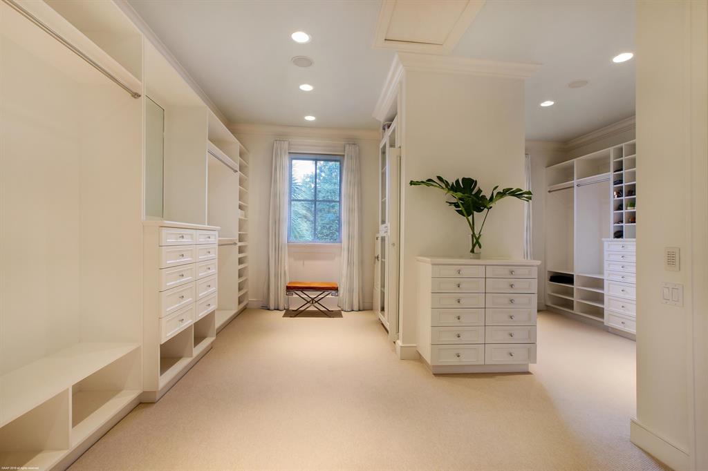 BEARS CLUB - Residential