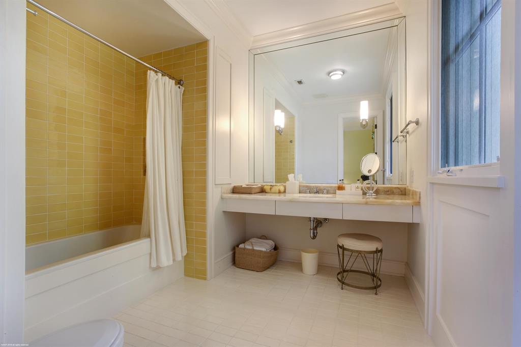 BEARS CLUB - Residential