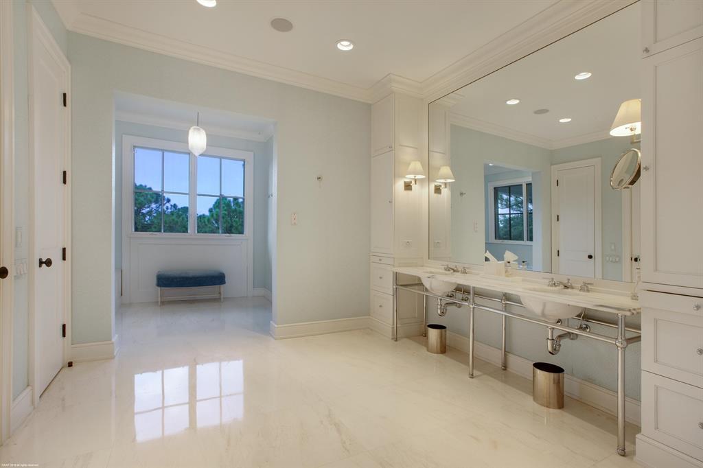 BEARS CLUB - Residential