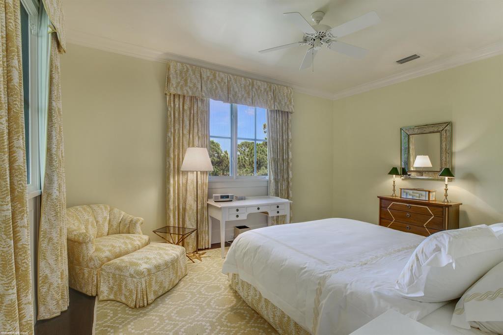 BEARS CLUB - Residential